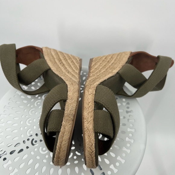 Tory Burch olive green wedge cross strap open toe espadrille sandals - Picture 5 of 8